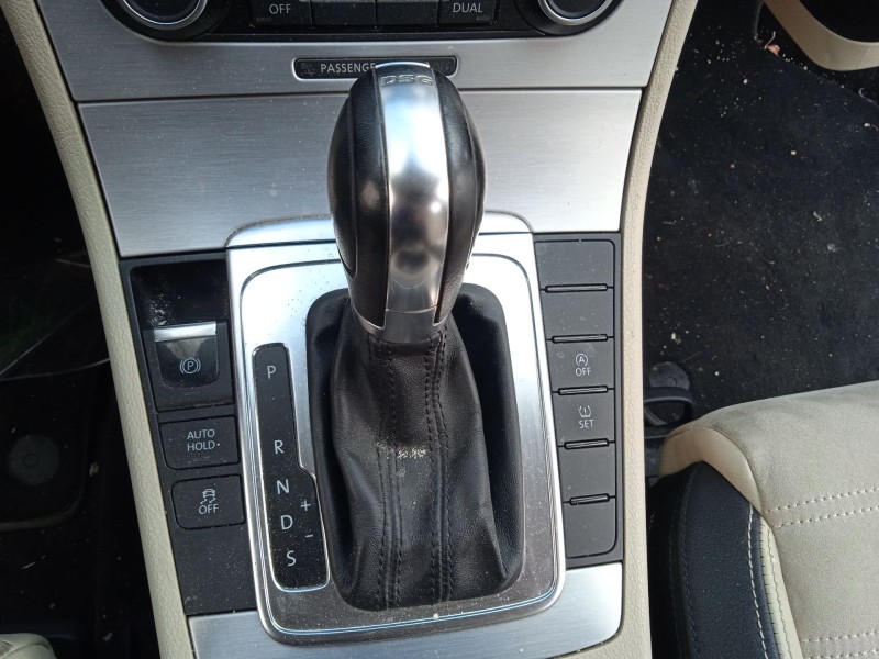 volkswagen passat cc b6 (357) del año 2011