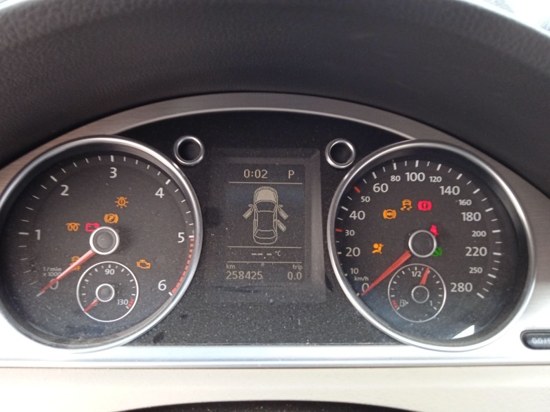 volkswagen passat cc b6 (357) del año 2011