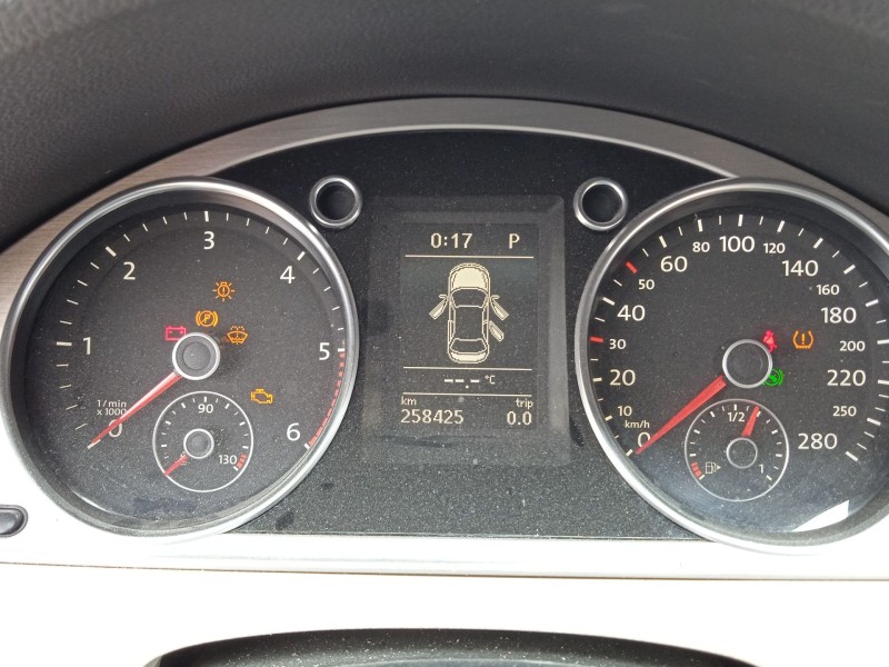 volkswagen passat cc b6 (357) del año 2011