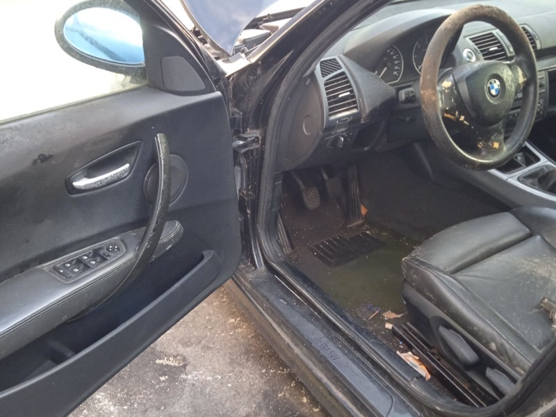 bmw 1 (e87) del año 2004