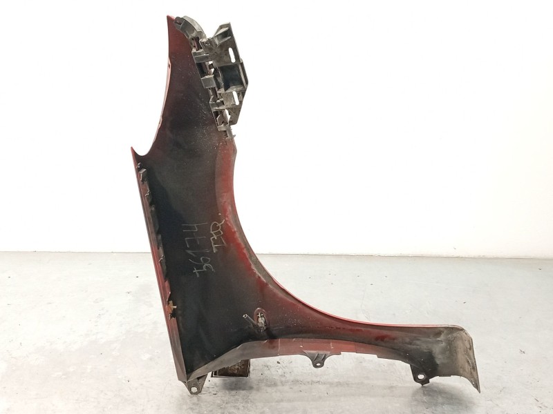 Recambio de aleta delantera izquierda para peugeot 307 break (3e) 1.6 hdi 110 referencia OEM IAM 7840R0  