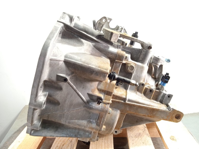 Recambio de caja cambios para nissan x-trail ii (t31) 2.0 dci 4x4 referencia OEM IAM 32010JG76E JG76E 