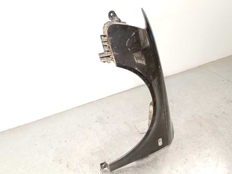 Recambio de aleta delantera izquierda para audi a4 b7 (8ec) 2.0 tdi 16v referencia OEM IAM 8E0821105F  