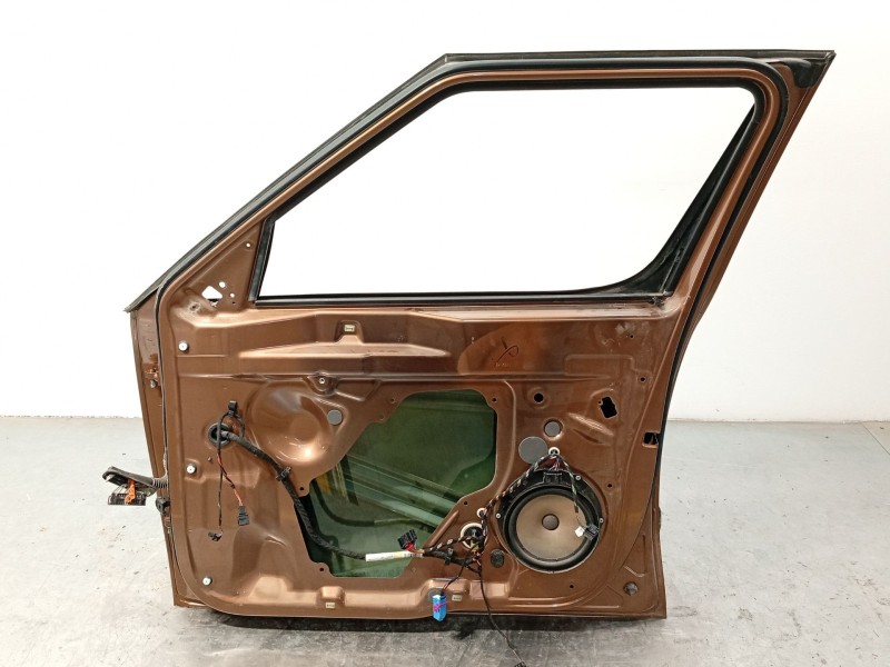Recambio de puerta delantera derecha para skoda yeti (5l) 1.4 tsi referencia OEM IAM 5L0831056  