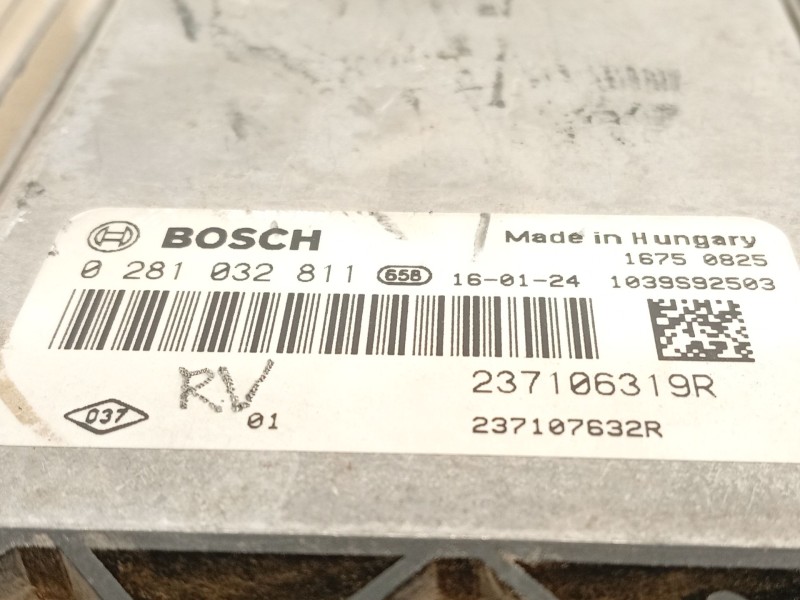 Recambio de centralita motor uce para dacia sandero ii 1.5 dci referencia OEM IAM 237106319R 237107632R 0281032811