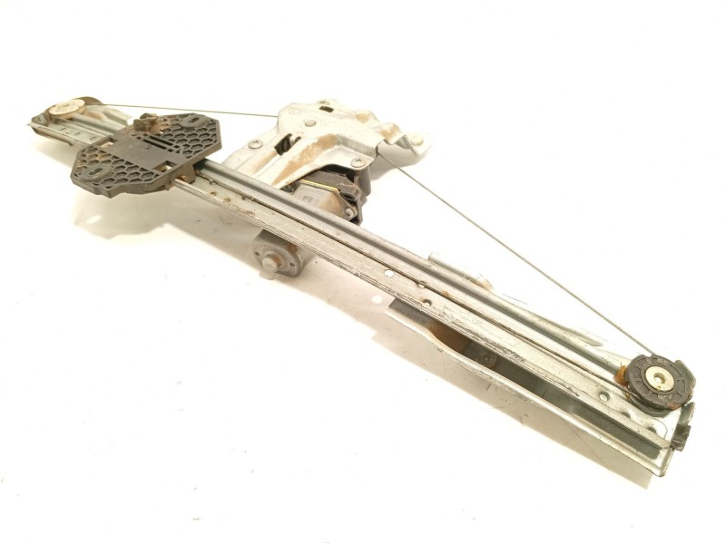 Recambio de elevalunas delantero izquierdo para dacia sandero ii 1.5 dci referencia OEM IAM 807213282R 275620 