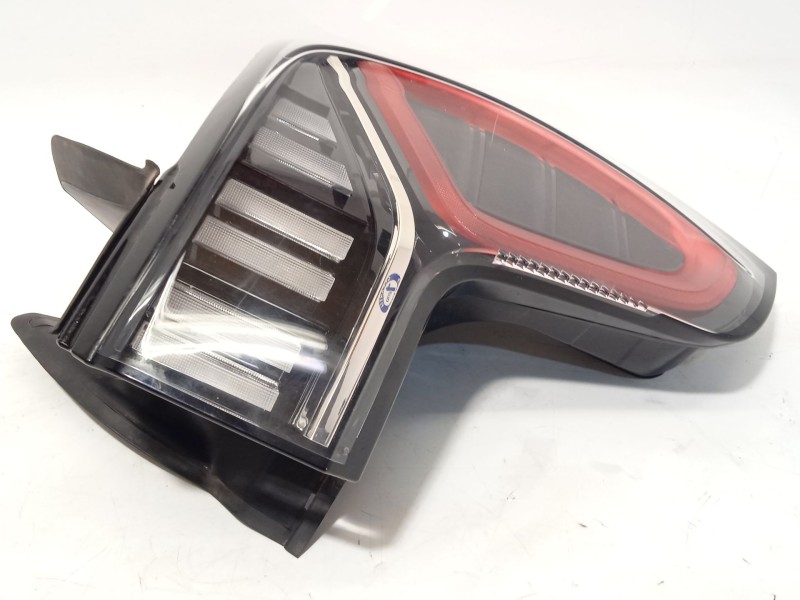 Recambio de piloto trasero derecho para lynk & co 01 phev referencia OEM IAM 8888077996  