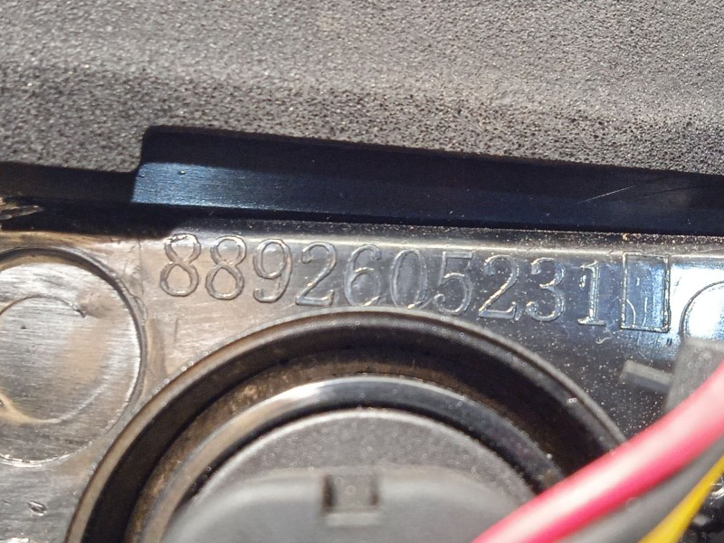 Recambio de piloto trasero derecho interior para lynk & co 01 phev referencia OEM IAM 8888077998 8892605231 