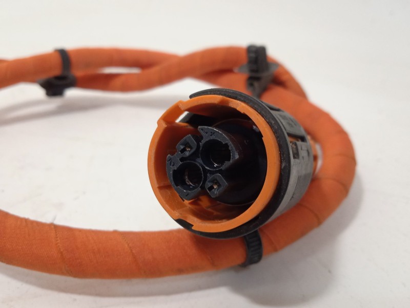 Recambio de modulo electronico para lynk & co 01 phev referencia OEM IAM 8889121623  