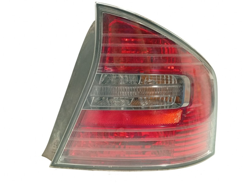 Recambio de piloto trasero derecho para subaru legacy iv (bl) 2.5 awd (bl9) referencia OEM IAM 84201AG080  