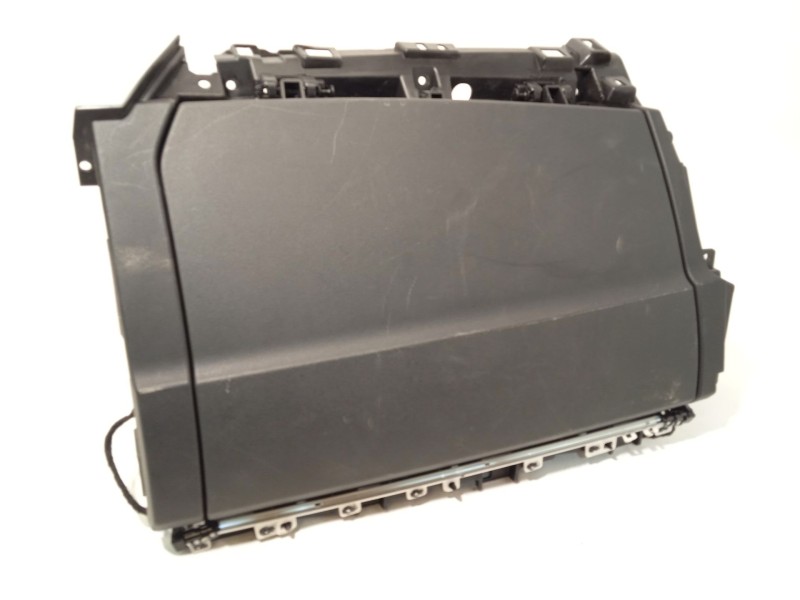 Recambio de guantera para lynk & co 01 phev referencia OEM IAM 8889771952  