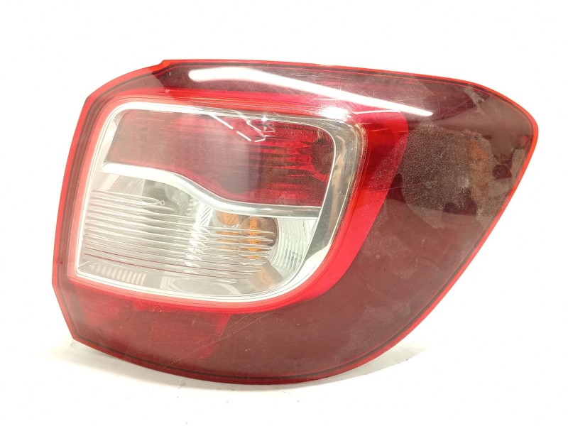 Recambio de piloto trasero derecho para dacia sandero ii 1.5 dci referencia OEM IAM 265500465R  