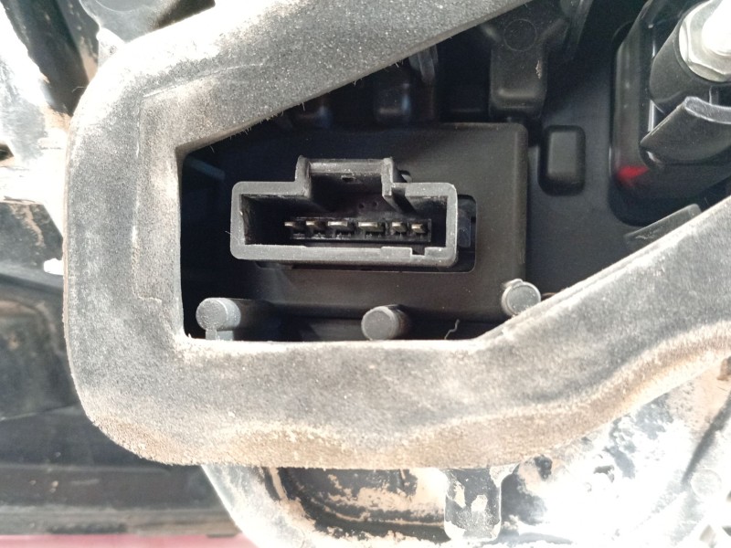 Recambio de piloto trasero derecho para dacia sandero ii 1.5 dci referencia OEM IAM 265500465R  