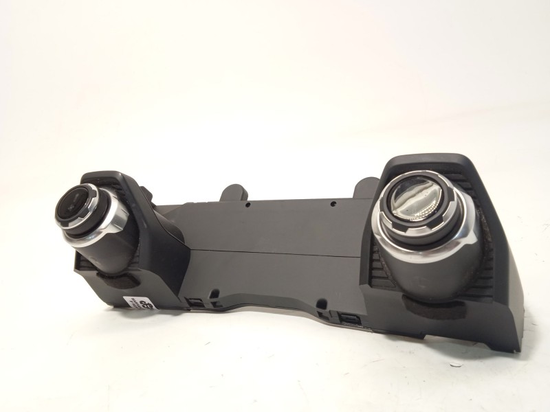 Recambio de mando climatizador para lynk & co 01 phev referencia OEM IAM 8893304828  