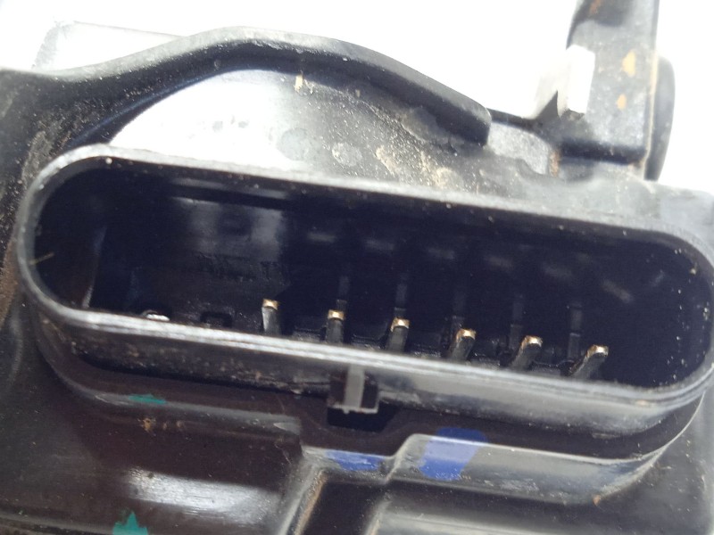 Recambio de cerradura puerta delantera derecha para lynk & co 01 phev referencia OEM IAM 8888128526  