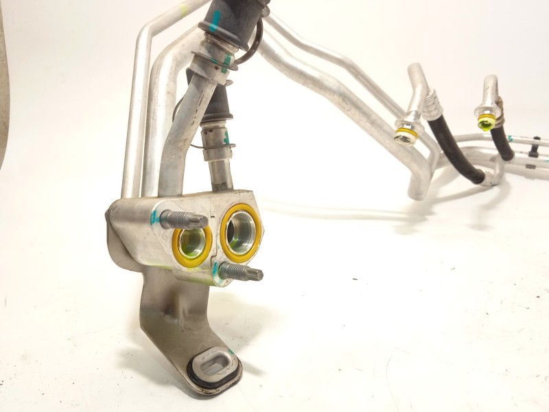 Recambio de tubos aire acondicionado para lynk & co 01 phev referencia OEM IAM 8888948346 8888767760 