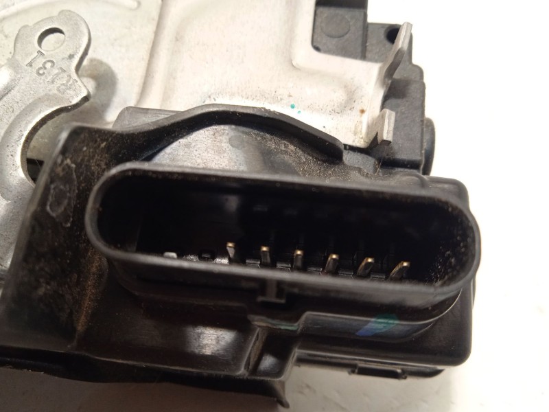 Recambio de cerradura puerta trasera derecha para lynk & co 01 phev referencia OEM IAM 8891893218  