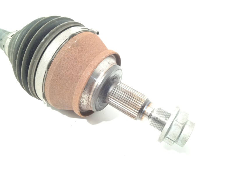 Recambio de transmision delantera izquierda para lynk & co 01 phev referencia OEM IAM 8893033487  