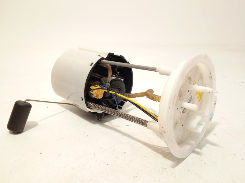 Recambio de bomba combustible para lynk & co 01 phev referencia OEM IAM 8888955346  