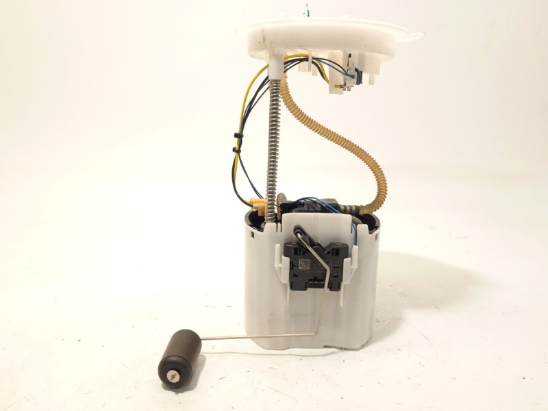 Recambio de bomba combustible para lynk & co 01 phev referencia OEM IAM 8888955346  