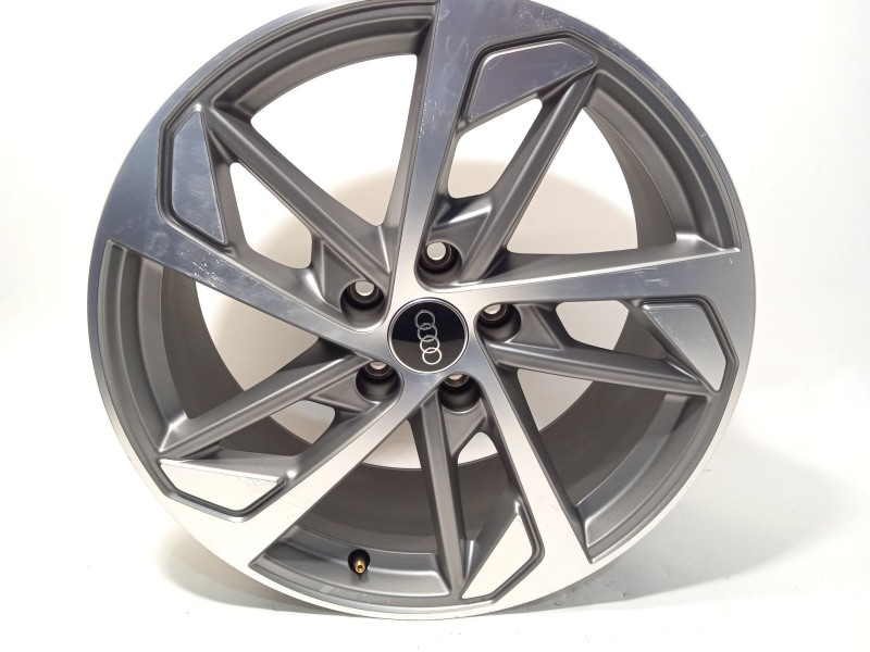 Recambio de llanta para audi a4 b9 avant (8w5, 8wd) 35 tdi mild hybrid referencia OEM IAM 8W0601025EK  