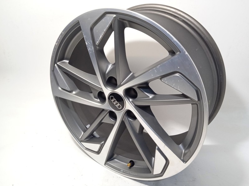Recambio de llanta para audi a4 b9 avant (8w5, 8wd) 35 tdi mild hybrid referencia OEM IAM 8W0601025EK  