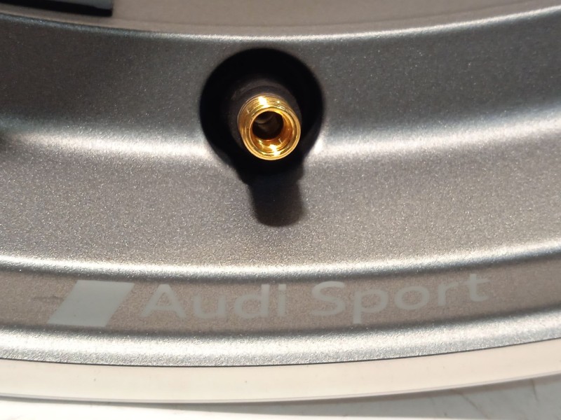 Recambio de llanta para audi a4 b9 avant (8w5, 8wd) 35 tdi mild hybrid referencia OEM IAM 8W0601025EK  