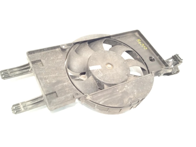 Recambio de electroventilador para ford focus iv (hn) 1.0 ecoboost referencia OEM IAM BV618C607SC 1815246 