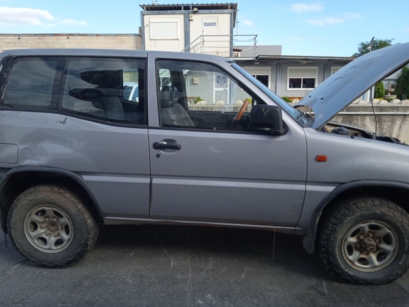 nissan terrano ii (r20) del año 1993