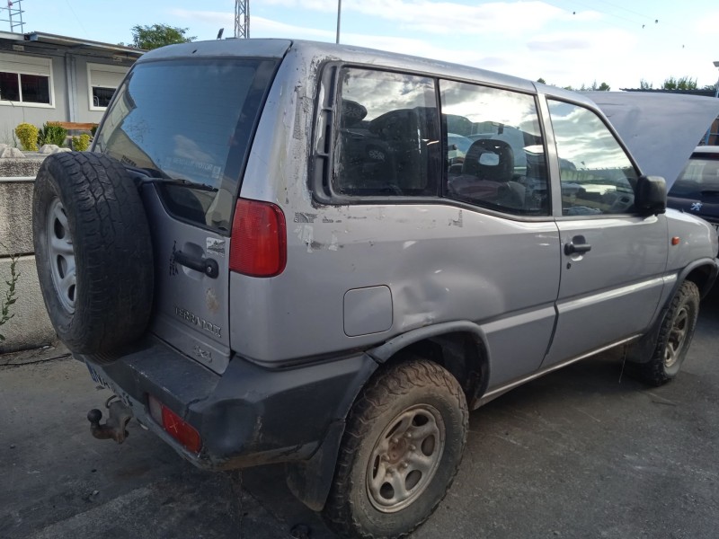 nissan terrano ii (r20) del año 1993