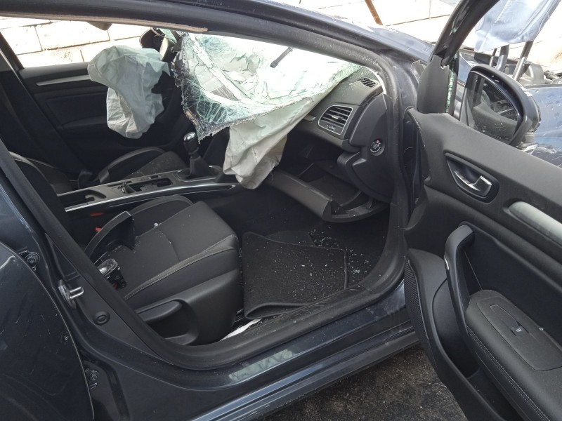 renault megane iv hatchback (b9a/m/n_) del año 2023