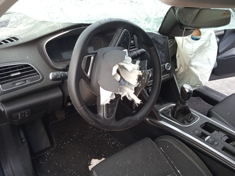 renault megane iv hatchback (b9a/m/n_) del año 2023