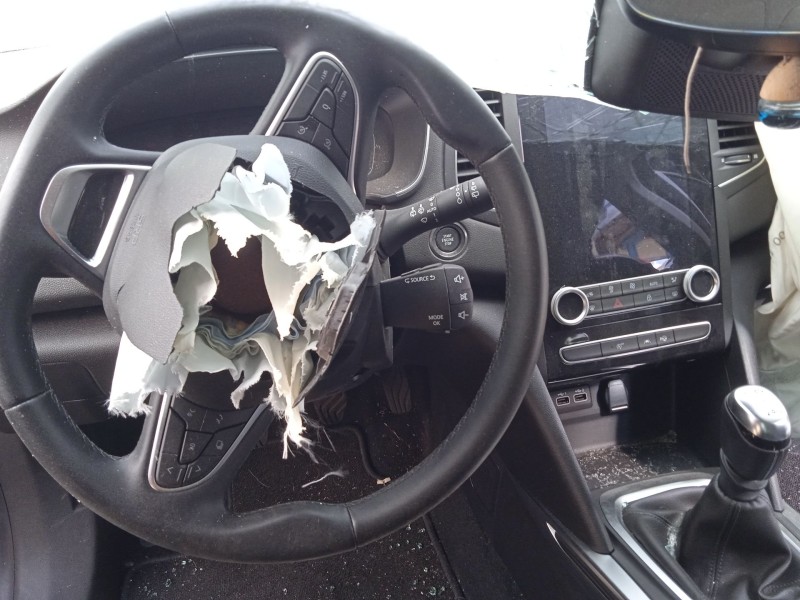 renault megane iv hatchback (b9a/m/n_) del año 2023