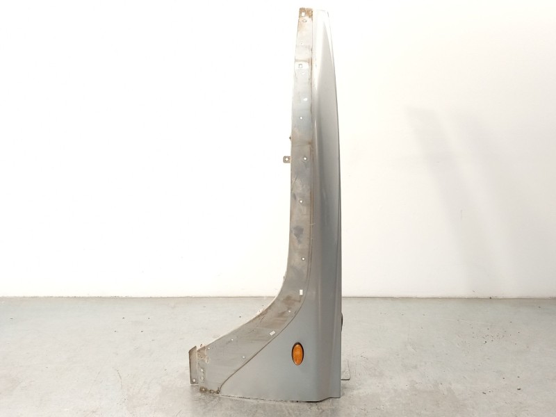 Recambio de aleta delantera izquierda para ssangyong korando (kj) 2.9 td referencia OEM IAM 5181106101  