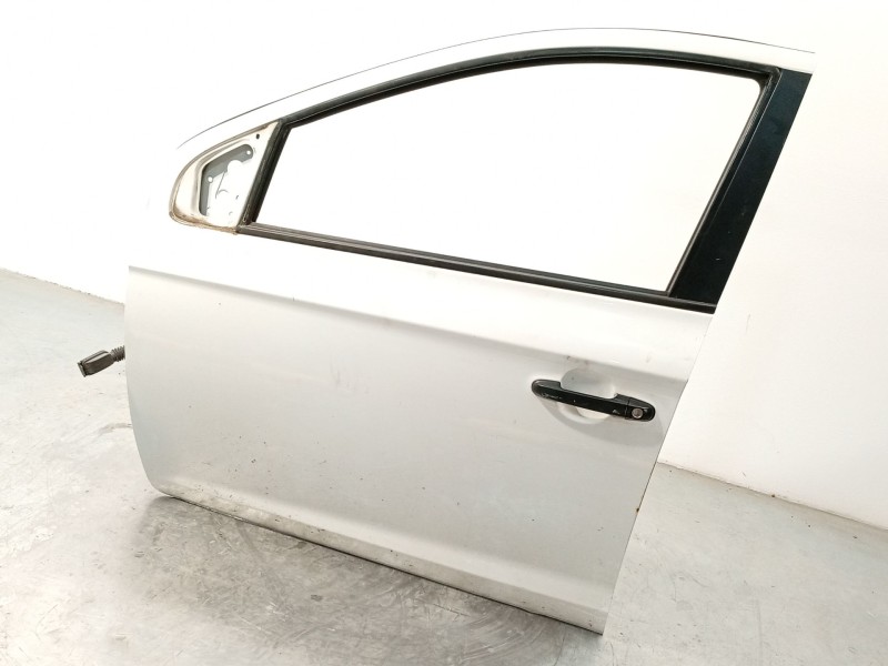Recambio de puerta delantera izquierda para hyundai i20 i (pb, pbt) 1.2 referencia OEM IAM 760031J000  