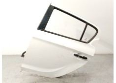 Recambio de puerta trasera izquierda para hyundai i20 i (pb, pbt) 1.2 referencia OEM IAM 770031J000  
