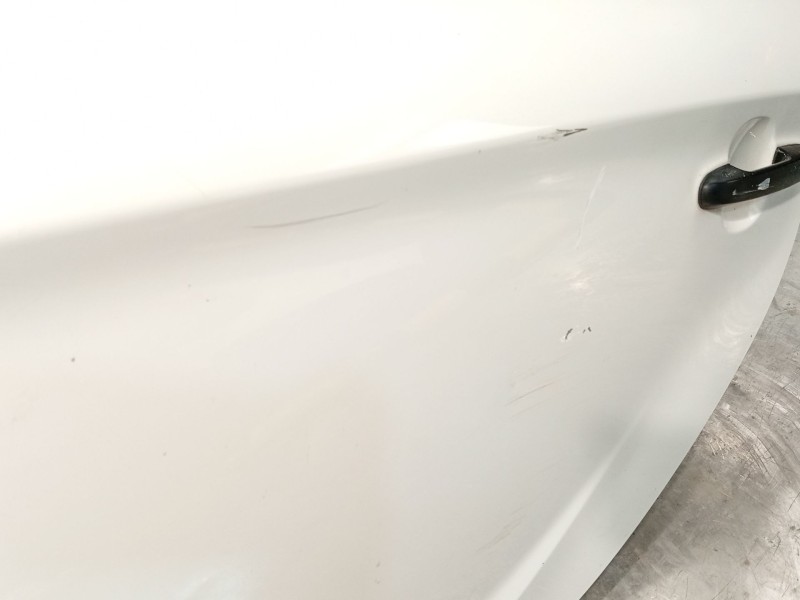 Recambio de puerta trasera izquierda para hyundai i20 i (pb, pbt) 1.2 referencia OEM IAM 770031J000  