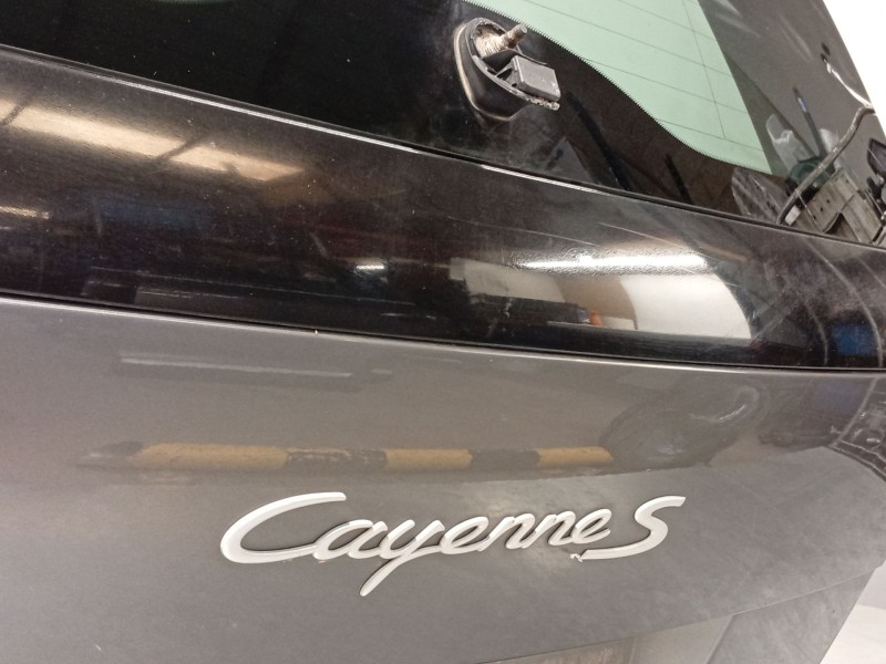 Recambio de porton trasero para porsche cayenne (9pa) s 4.8 referencia OEM IAM 95551201110  