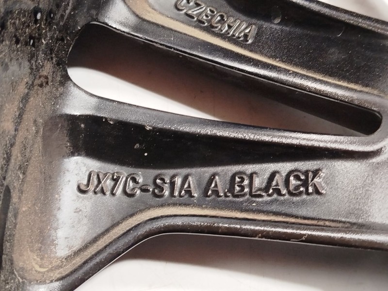 Recambio de llanta para ford focus iv (hn) 1.0 ecoboost referencia OEM IAM JX7C1007S1A 2418533 