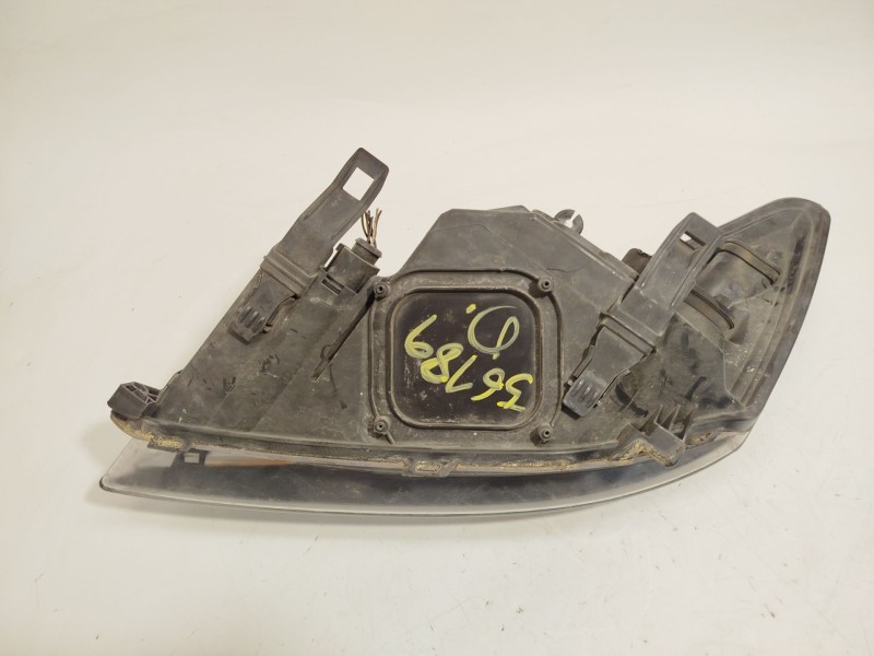 Recambio de faro derecho para ford focus ii (da_, hcp, dp) 2.0 referencia OEM IAM 8M5113100CF 1754444 