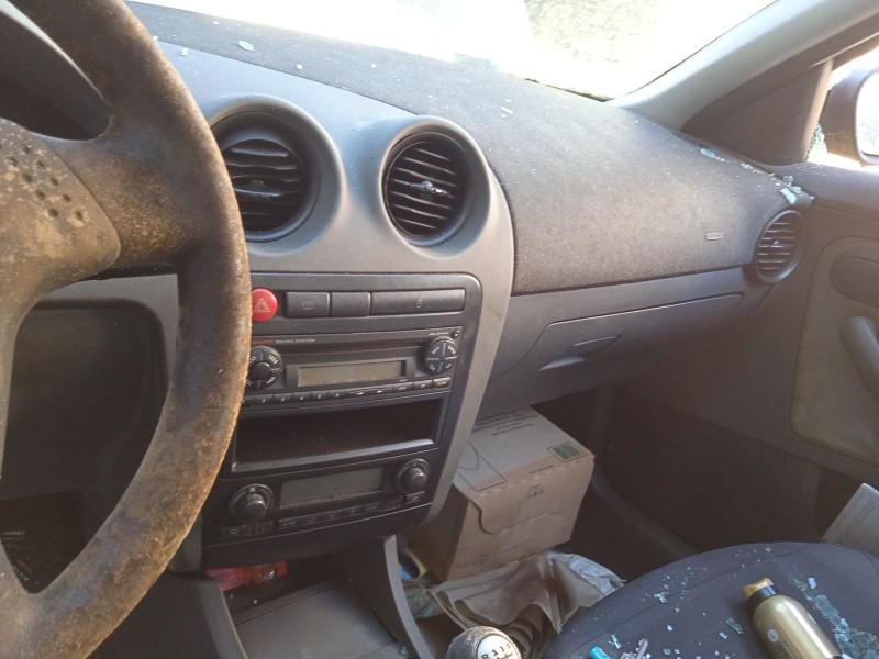 seat ibiza iii (6l1) del año 2003