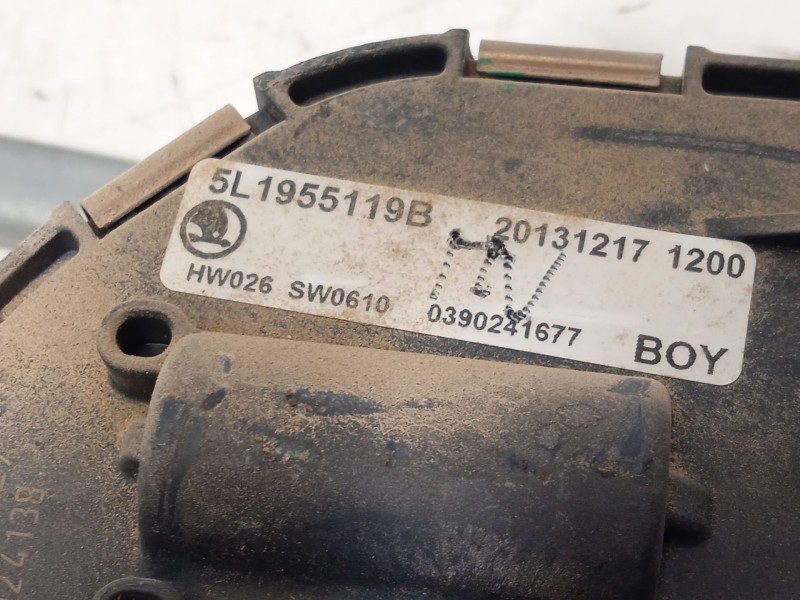 Recambio de motor limpia delantero para skoda yeti (5l) 1.4 tsi referencia OEM IAM 5L1955023A 5L1955119B 3397021674