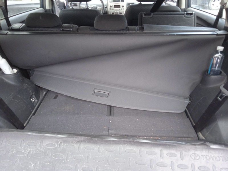 toyota verso (_r2_) del año 2009