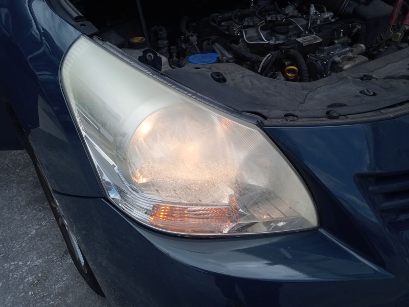 toyota verso (_r2_) del año 2009