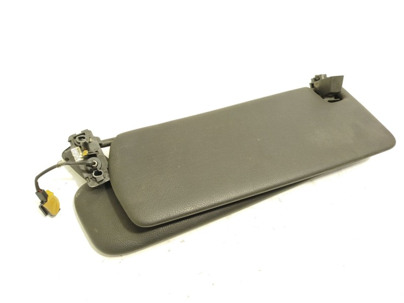 Recambio de parasol izquierdo para porsche cayenne (9pa) s 4.8 referencia OEM IAM 7L5857551CF  