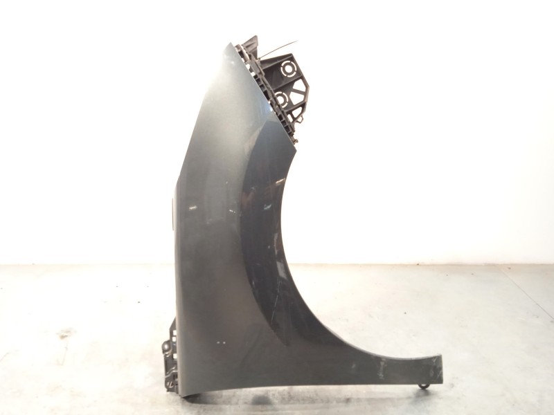 Recambio de aleta delantera derecha para peugeot 5008 (0u_, 0e_) 1.6 hdi referencia OEM IAM 7841AF  