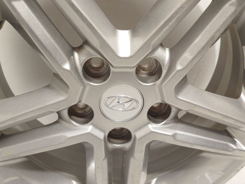 Recambio de llanta para hyundai kona (os, ose, osi) 1.0 t-gdi referencia OEM IAM 52910J9100  