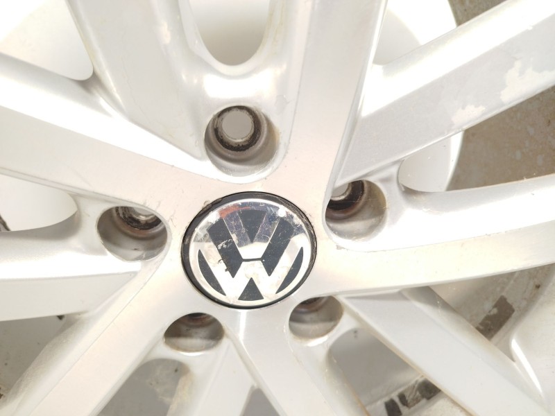 Recambio de llanta para volkswagen golf vi (5k1) 2.0 tdi referencia OEM IAM 5K0601025L 5K0601025L8Z8 