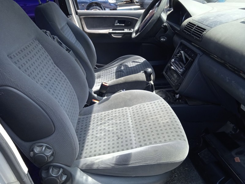volkswagen sharan (7m8, 7m9, 7m6) del año 2000