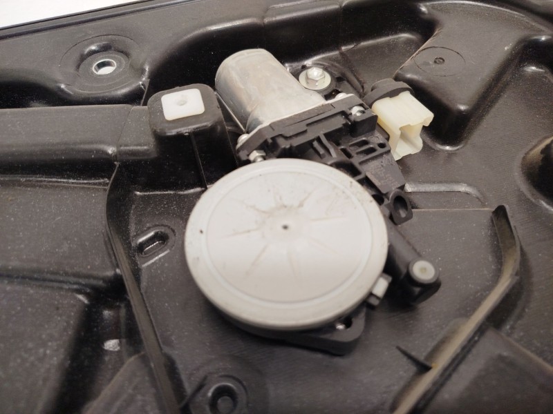 Recambio de elevalunas delantero izquierdo para nissan x-trail ii (t31) 2.0 dci 4x4 referencia OEM IAM 80731EH100  